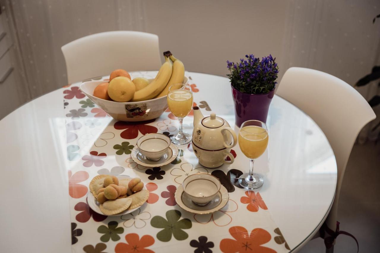 Two-Bedroom Apartment In The Centre Makarska Eksteriør billede