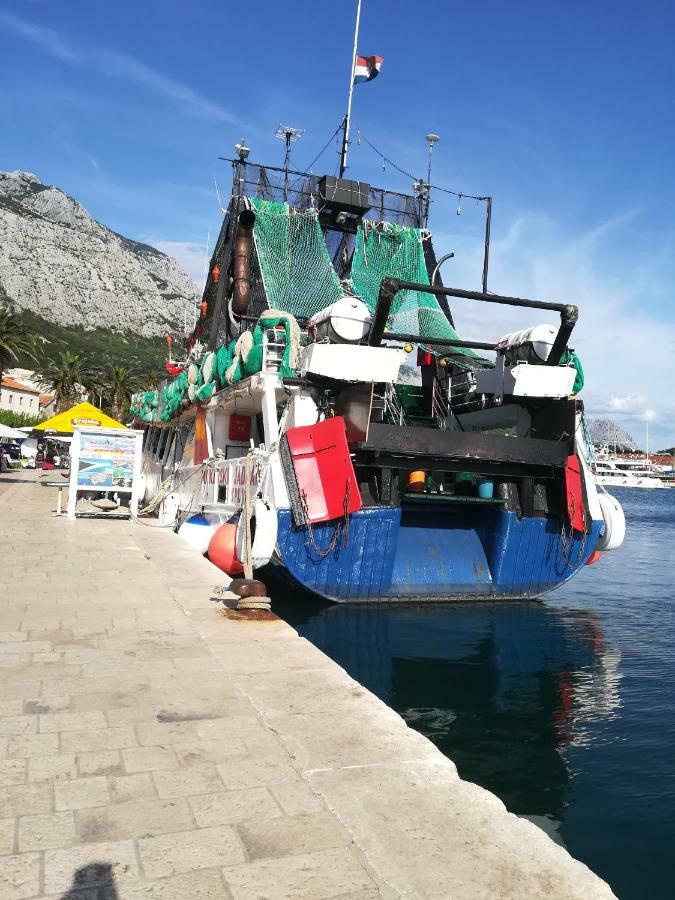 Two-Bedroom Apartment In The Centre Makarska Eksteriør billede